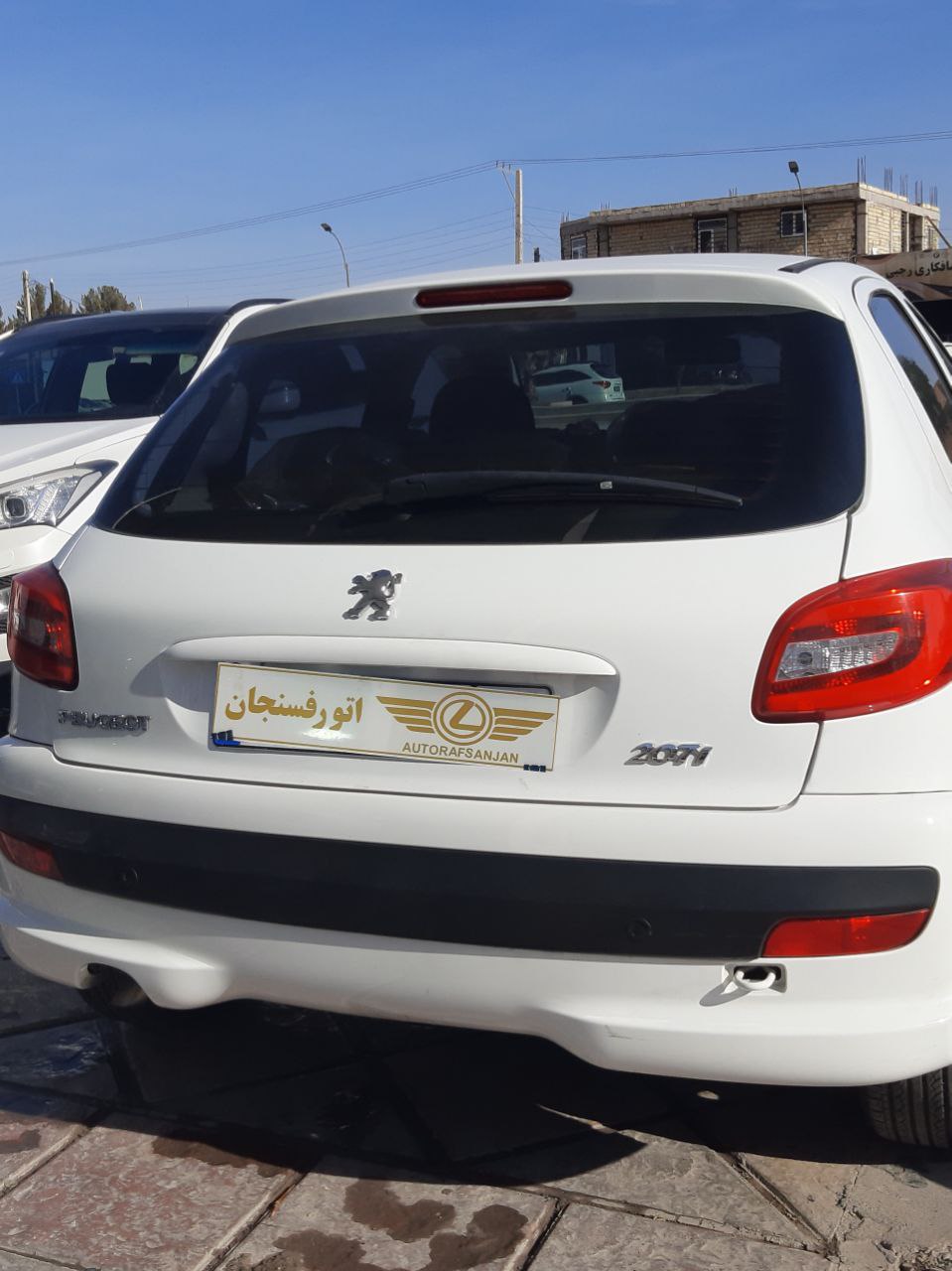 پژو 207 در حد مدل 1402 رنگ سفید